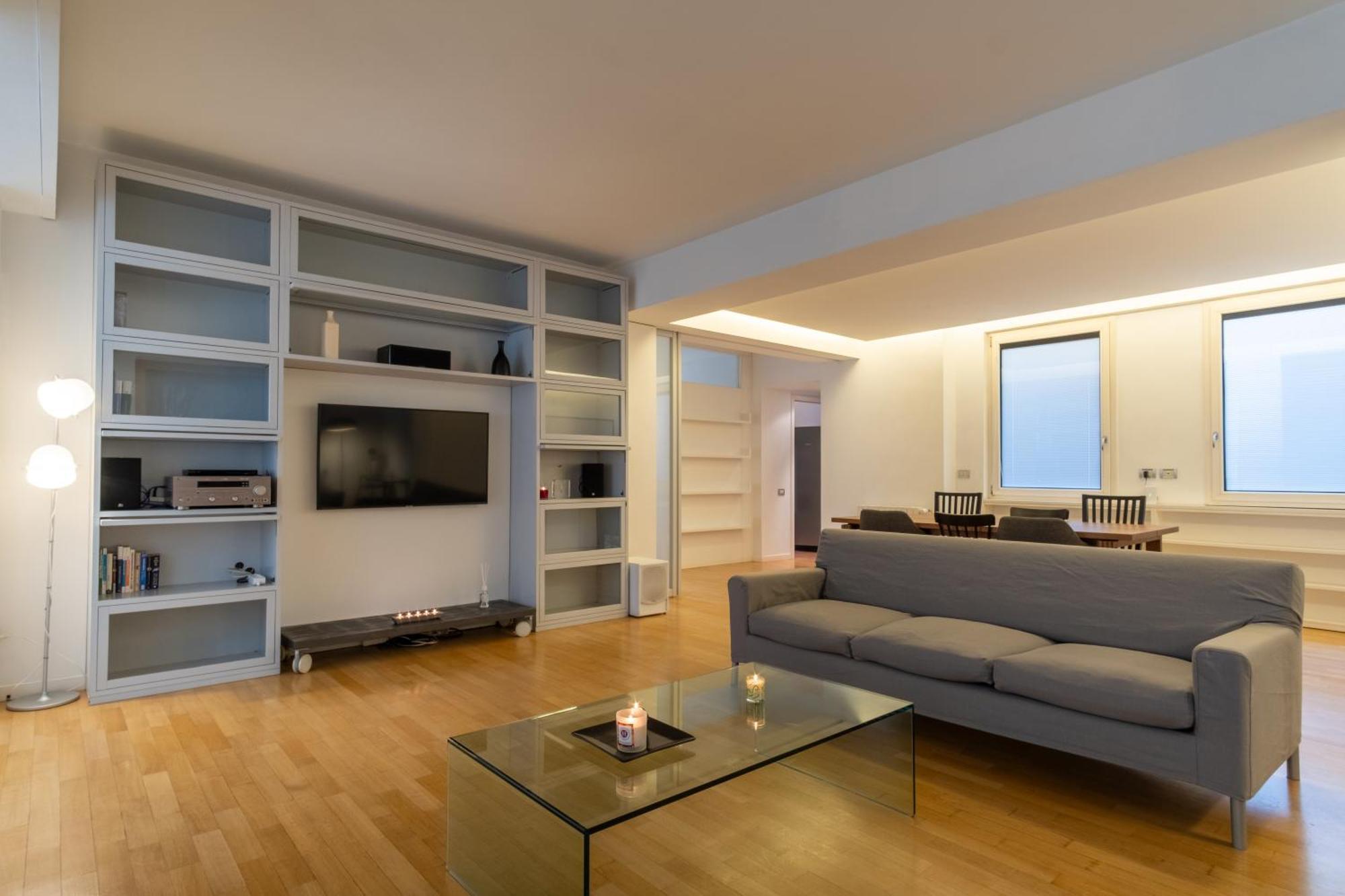 Attic With Terrace And Jacuzzi - Luxury Apartment Roma Ngoại thất bức ảnh