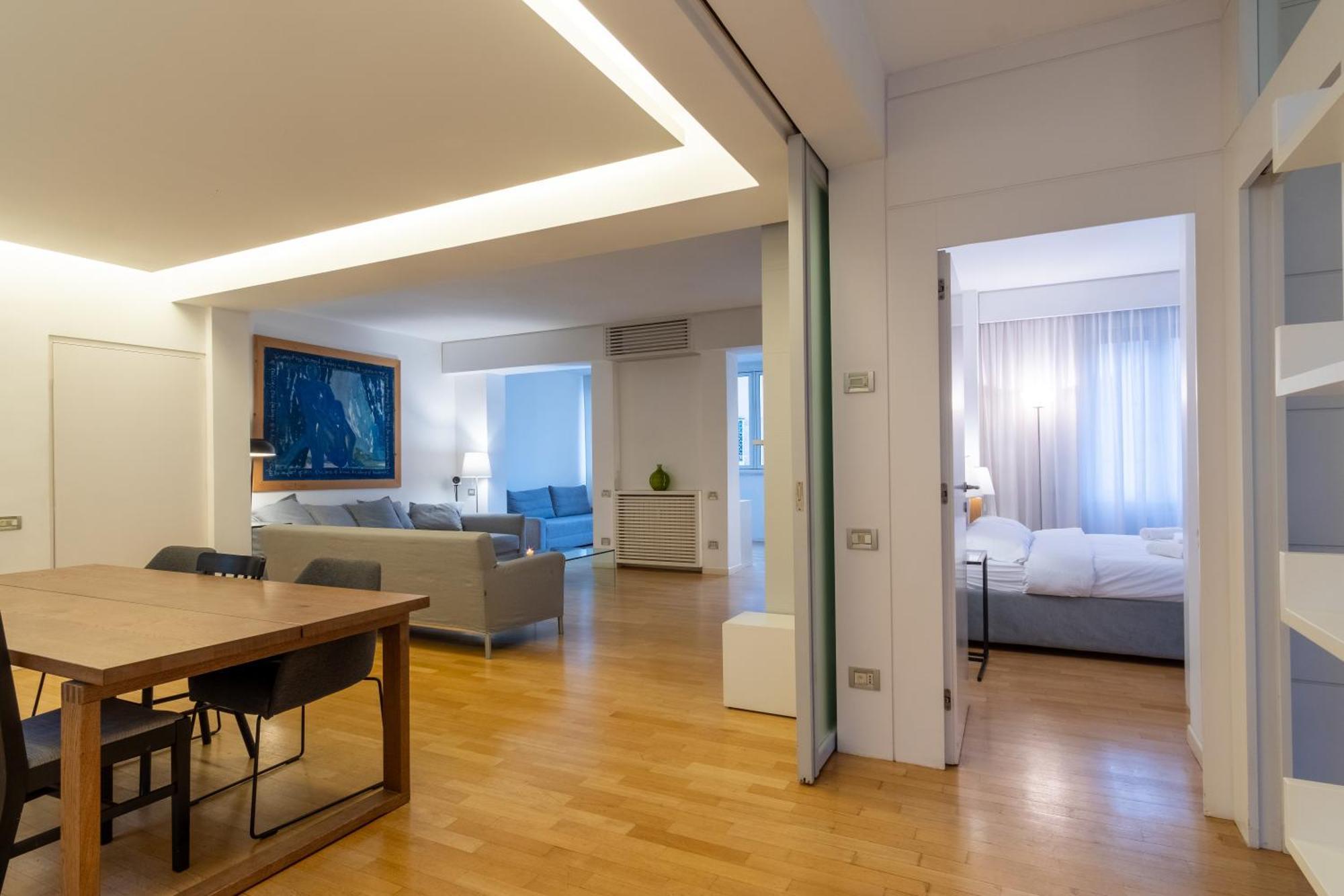 Attic With Terrace And Jacuzzi - Luxury Apartment Roma Ngoại thất bức ảnh