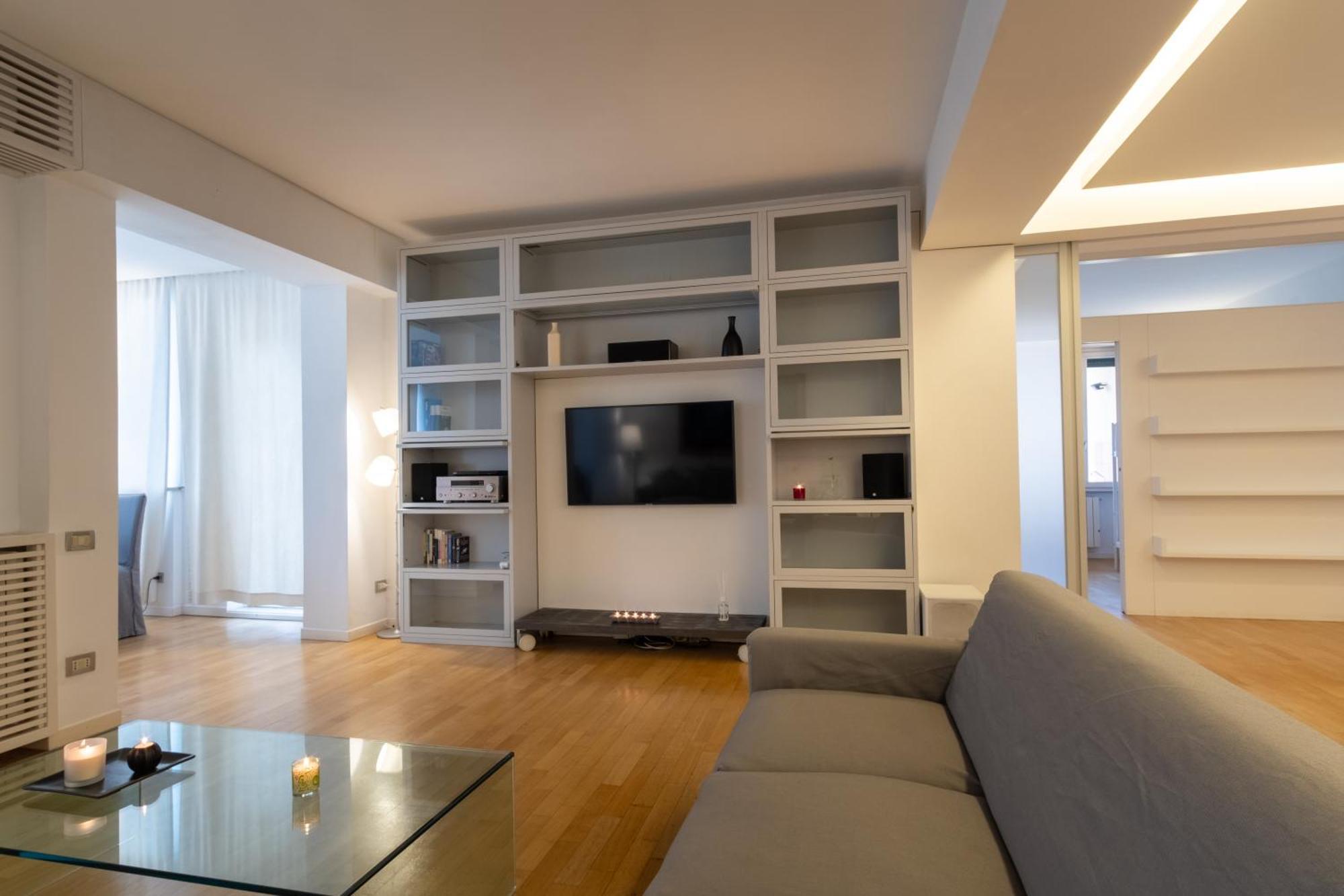 Attic With Terrace And Jacuzzi - Luxury Apartment Roma Ngoại thất bức ảnh