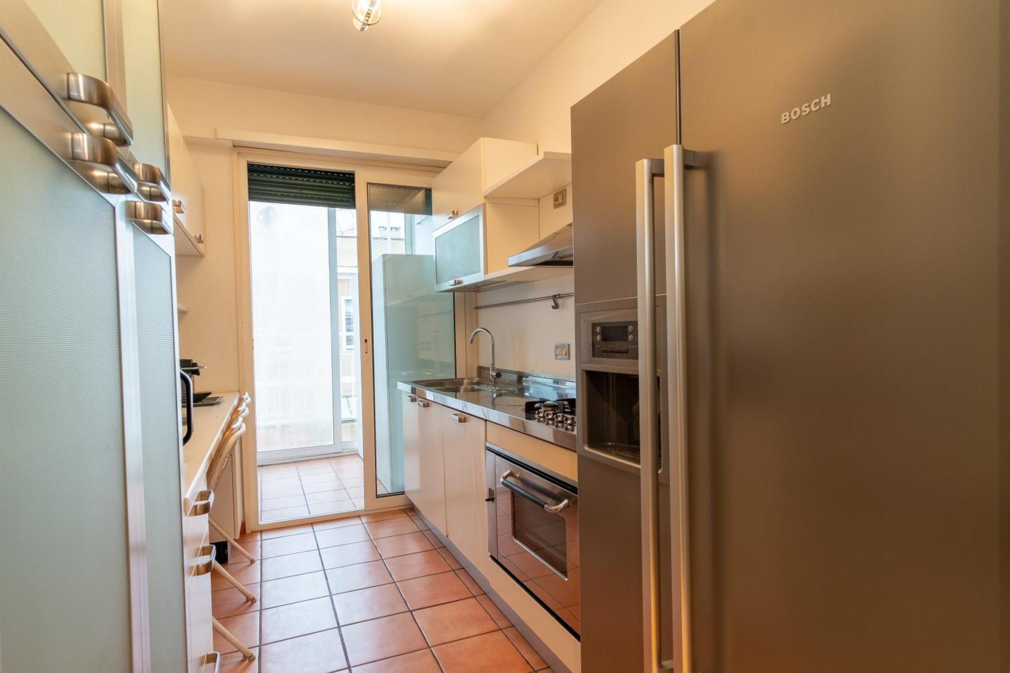 Attic With Terrace And Jacuzzi - Luxury Apartment Roma Ngoại thất bức ảnh